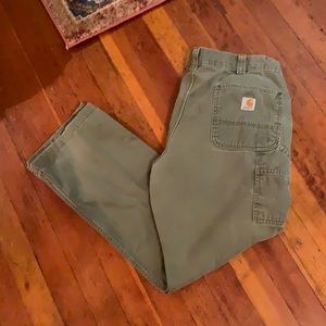 SOLD‼️ Carhartt Olive Green Distressed Carpenter Pants. 38x32.